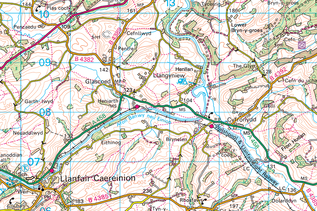 OS 1:50 000 raster tile of Llanfair Caereinion in mid-Wales with the River Banwy contour lines and the A458 corridor